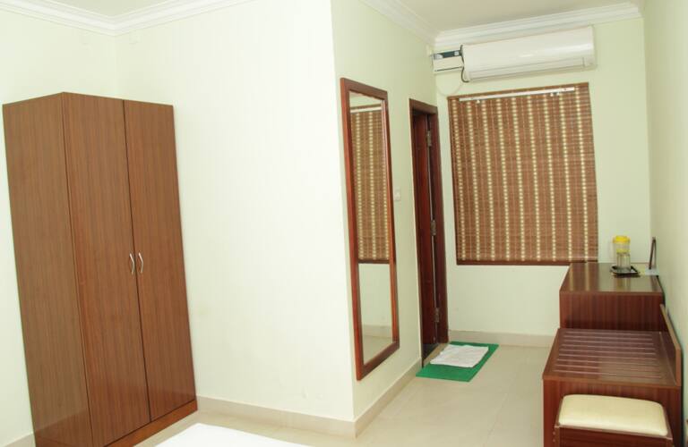 AAR Royal Resort, Courtrallam 4